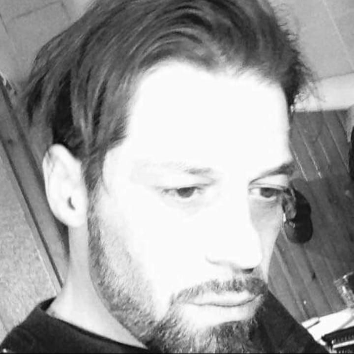 Profil von Camel